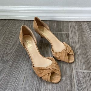 Butter tan Velvet Short Heel